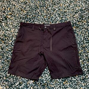 686 Everywhere Hybrid Short, mens size 36, black
